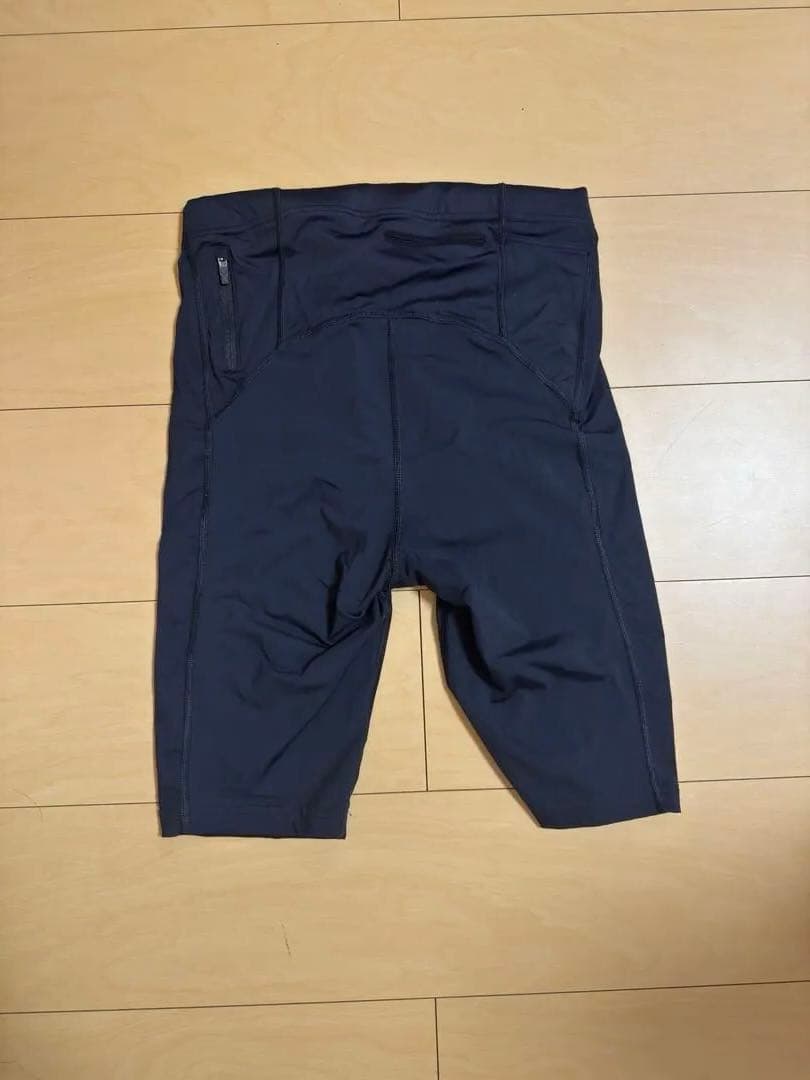 2XU mcs ハーフタイツ　Sサイズ