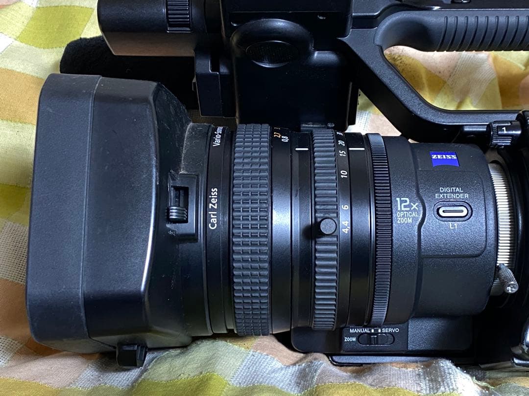 だ*ご様 Sony HVR-Z7 業務用ビデオカメラ本体 2