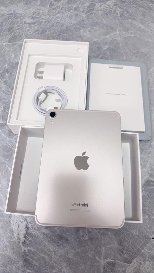 美品　iPadmini 第7 128GB Wifi+セルラーモデル　スターライト