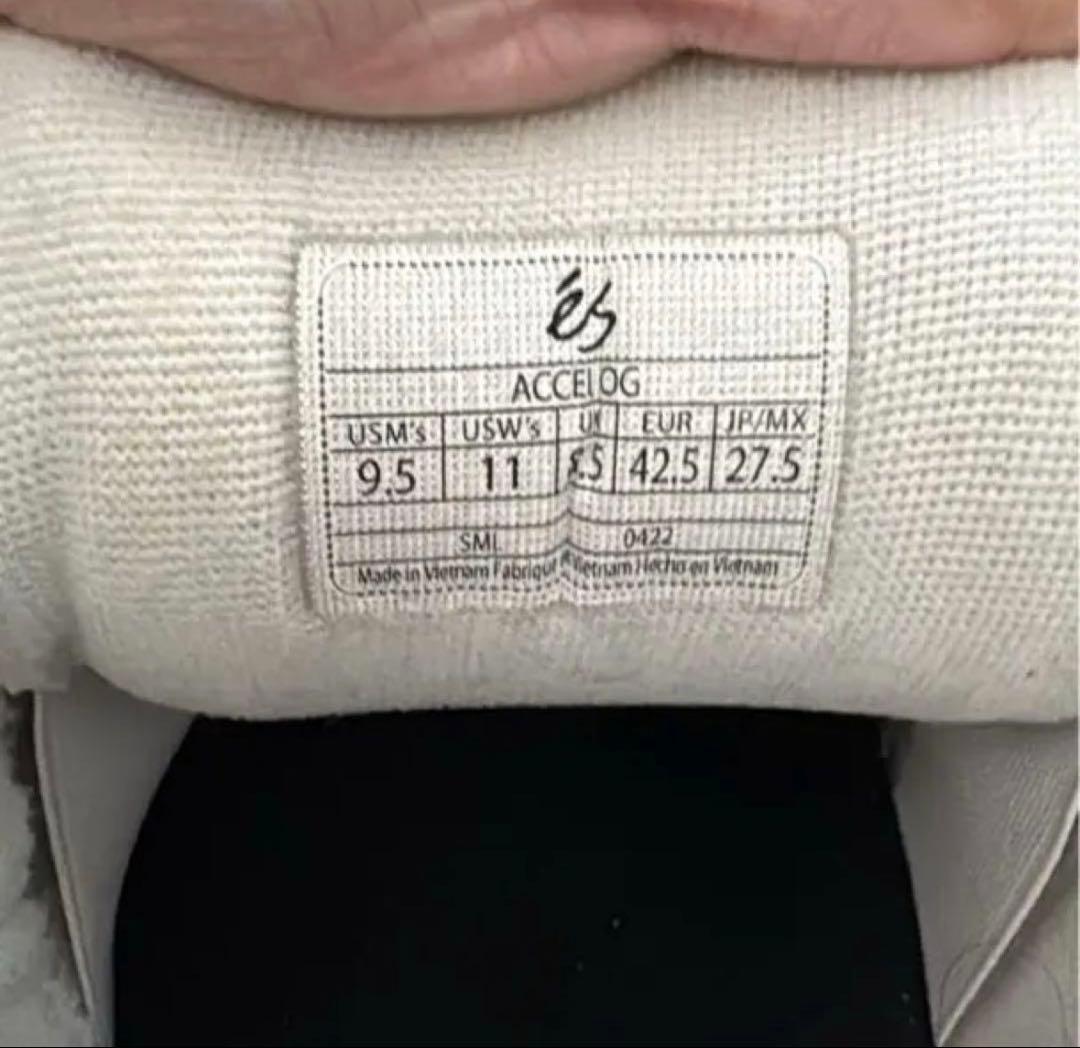 es ACCEL OG ポーカーズ着用