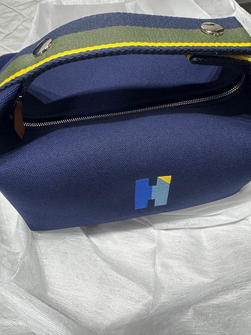 新品未使用　エルメス　ブリッドアブラックPM Hパヴィヨン　ポーチ