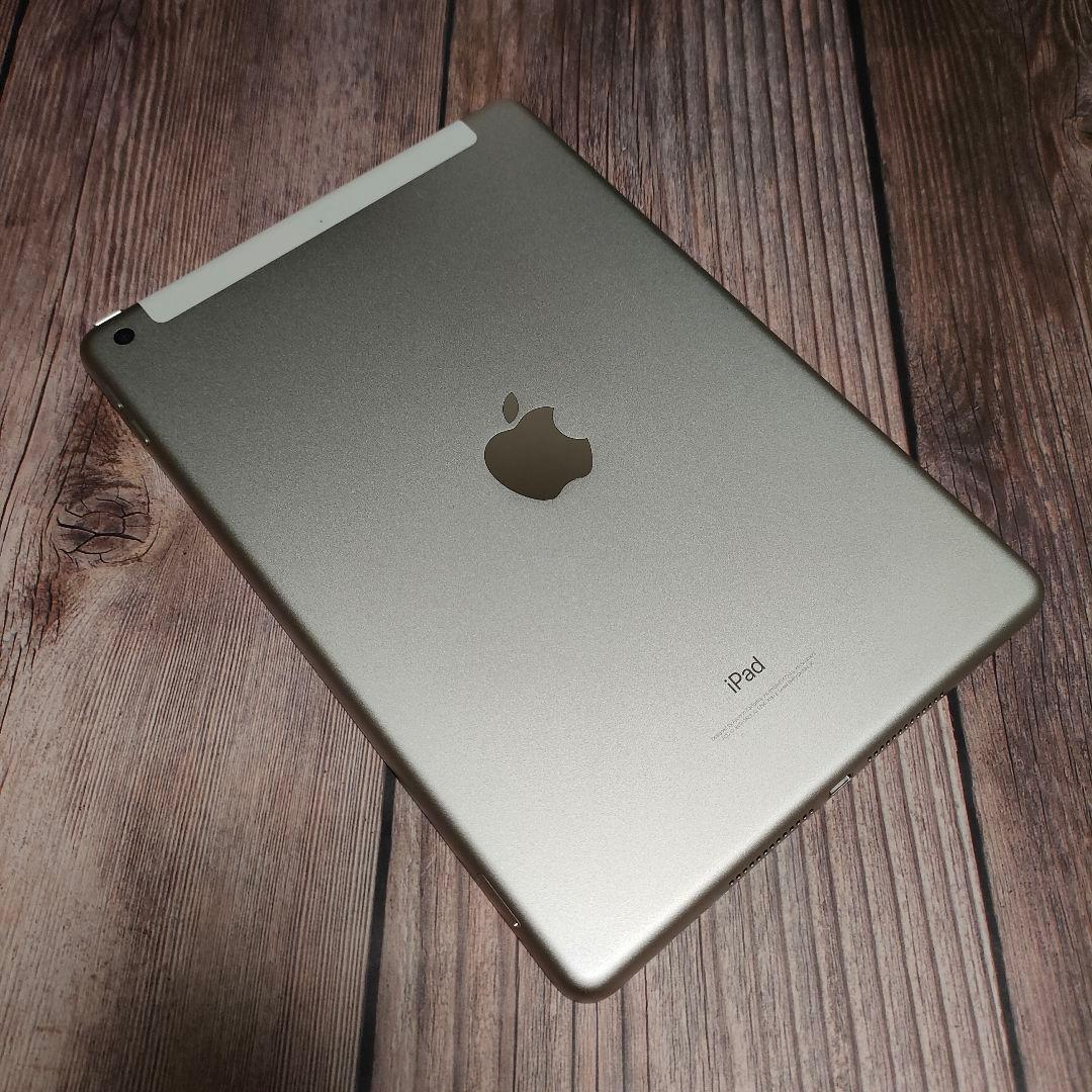 Apple iPad 第5世代 32GB シルバー SIMフリー