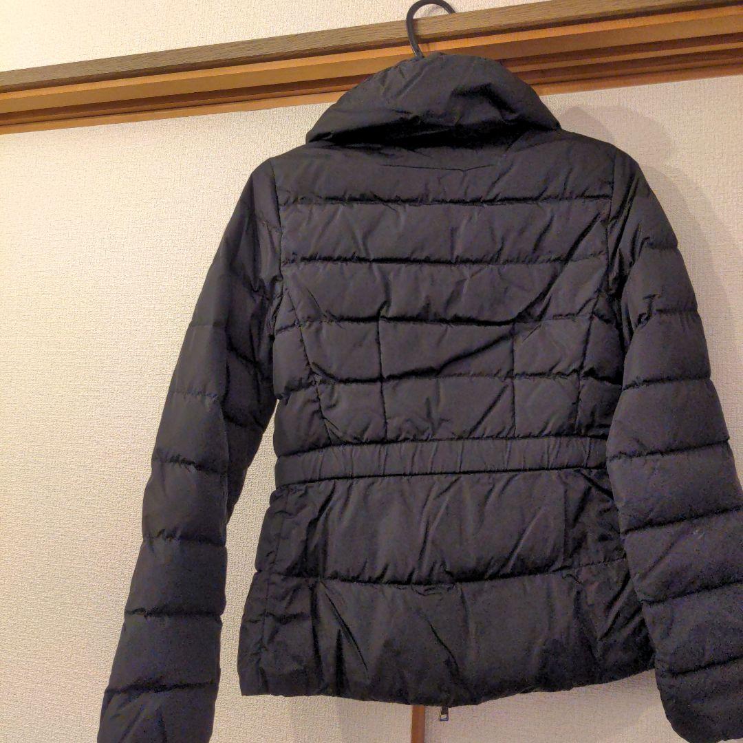 MONCLER ブラック ダウンジャケット ウエスト調整リボン付き