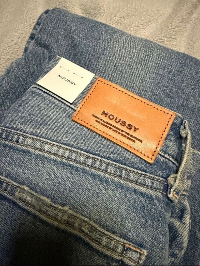 moussy mvs flare フレアデニム　24インチ