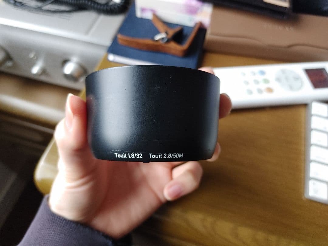 ZEISS Touit 1.8/32 レンズ Xマウント