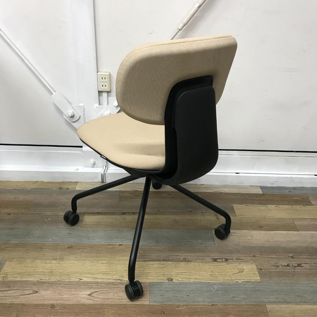 【アウトレット展示品・2024年製】内田洋行　アプテア　ベージュ　多目的チェア