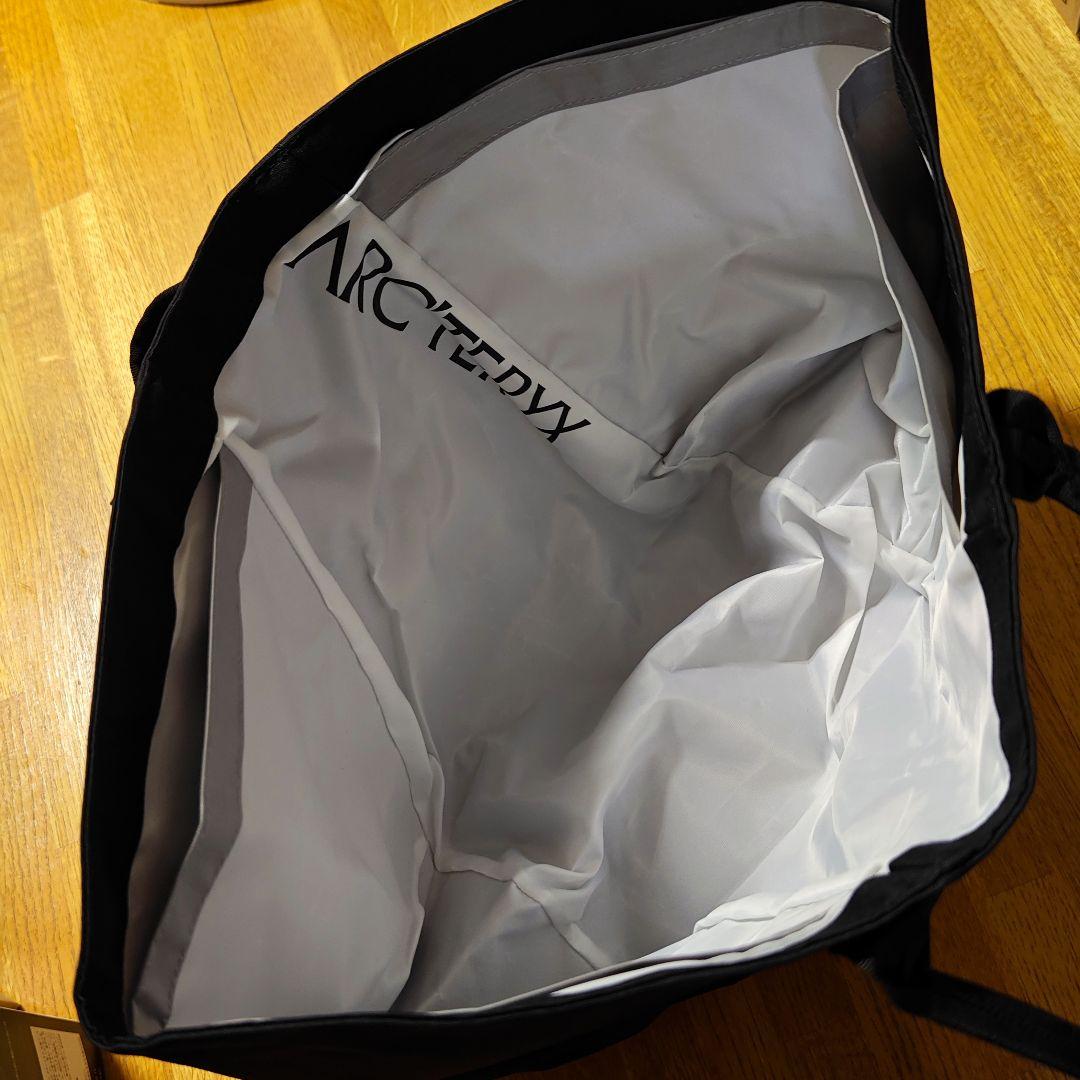 新品 ARC'TERYX CARRIER 45 GEAR TOTE ブラック