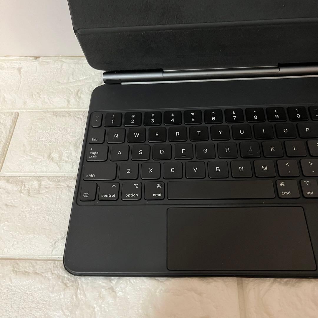 Apple Magic Keyboard 11インチ A2261 02