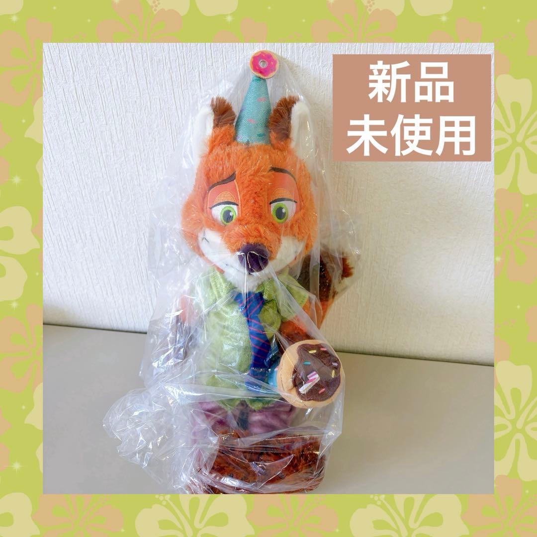 ニック・ワイルド ぬいぐるみ 10TH 10周年　ディズニーストア　ズートピア