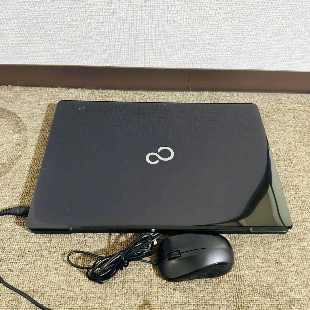 S226 富士通ノートパソコンSSD高速WEBカメラWindows11オフィス付