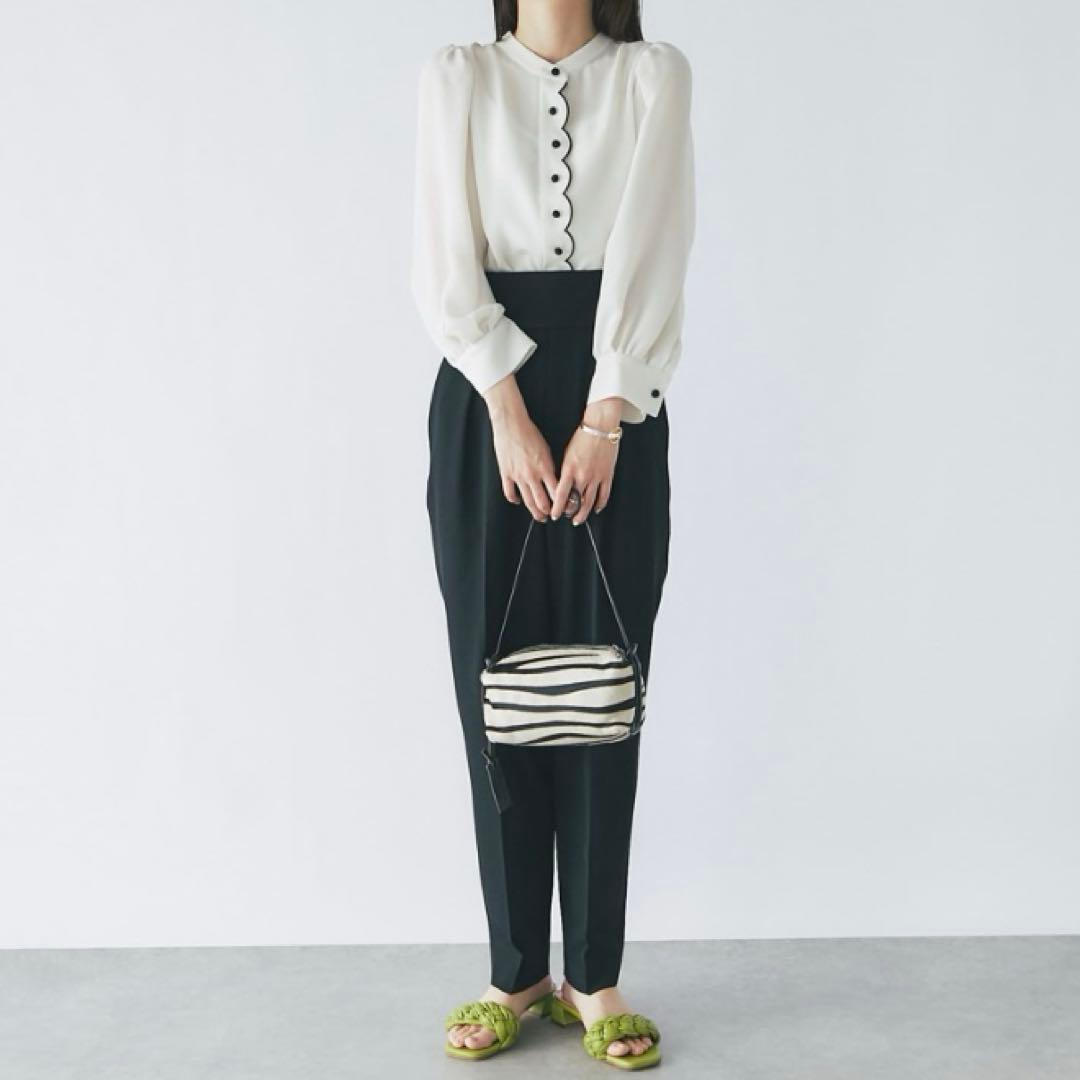 ラブティックボンボン★スカラップ刺繍ブラウス