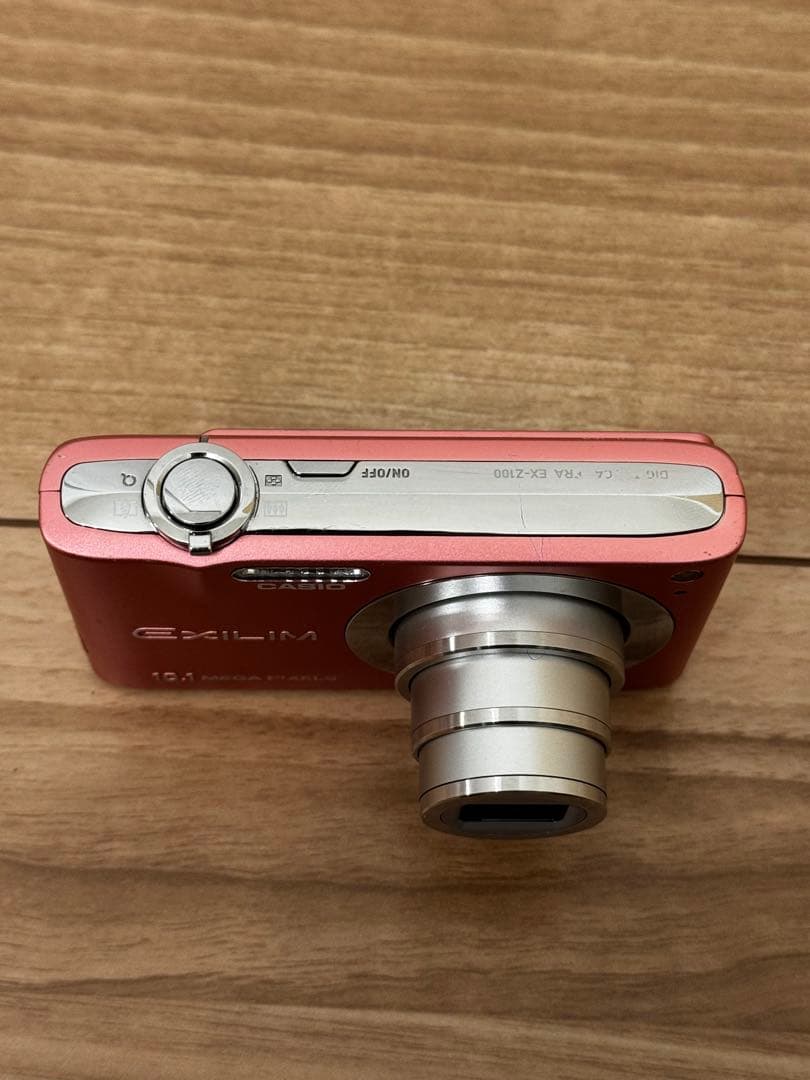 CASIO EXILIM 10.1メガピクセル コンパクトデジタルカメラ