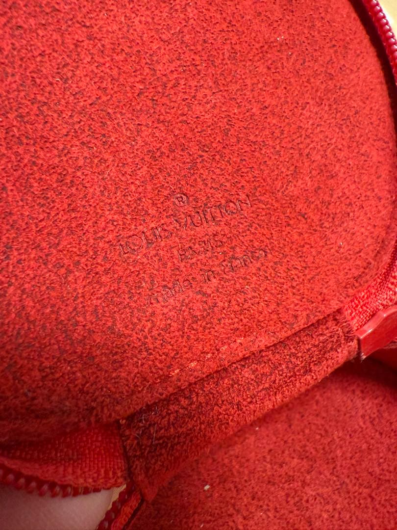 Louis Vuitton エピエクランビジュージュエリーケース　小物入れ　赤