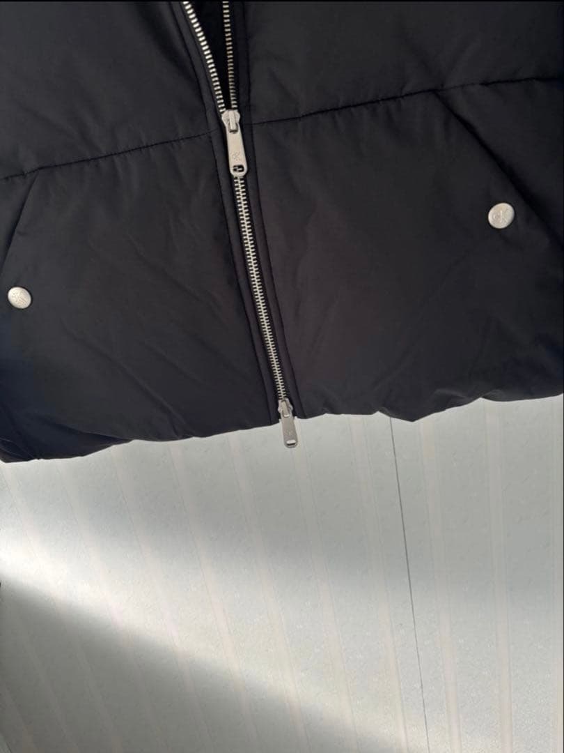 新品タグ付き   ボリュームネッククロップダウン　グク着用