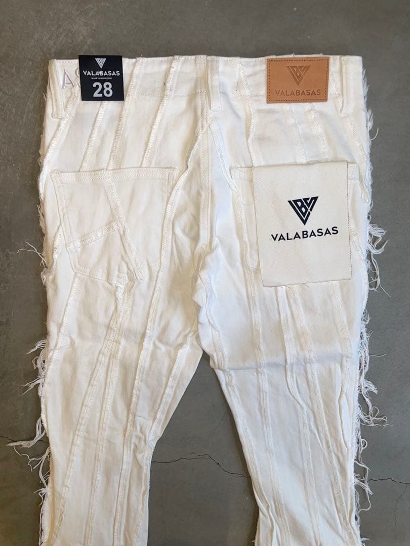valabasasバラバサス スキニーフレアデニム ホワイト28 ラスト一点‼️