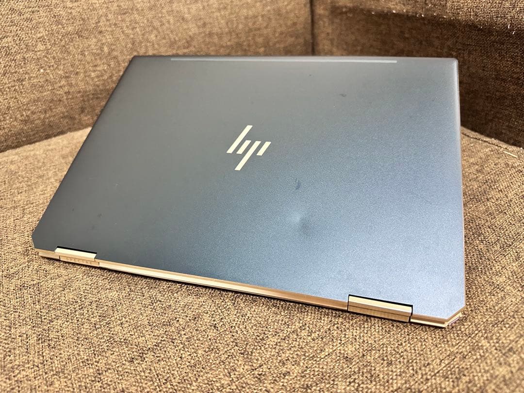HP Spectre x360 13.3インチ　2in1 回転式　office