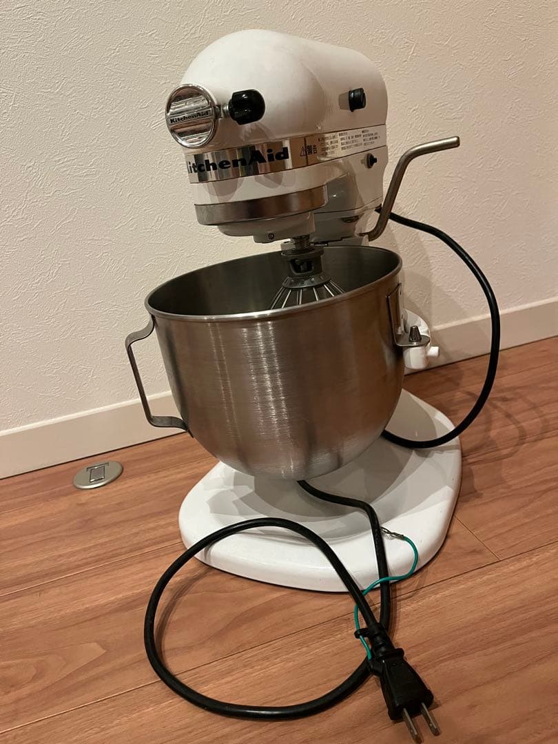 ネコ♪様限定　KitchenAid KSM5WH スタンドミキサー