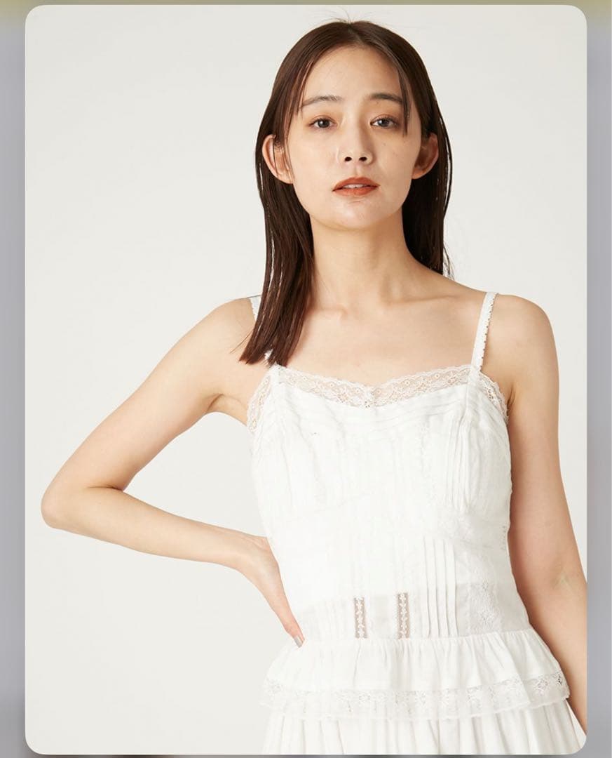 【新品タグ付き】FRAY I.D（フレイ アイディー）デザインレースキャミソール