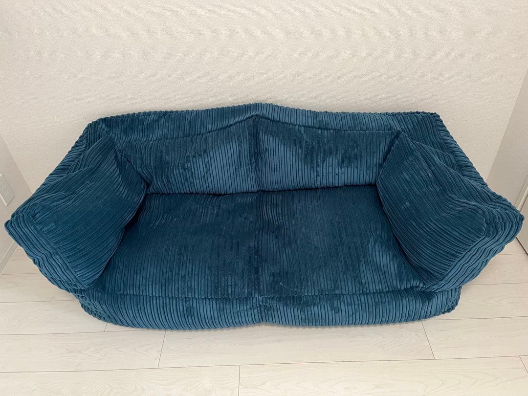 Loungepug 2人掛けアルバートソファビーズクッション