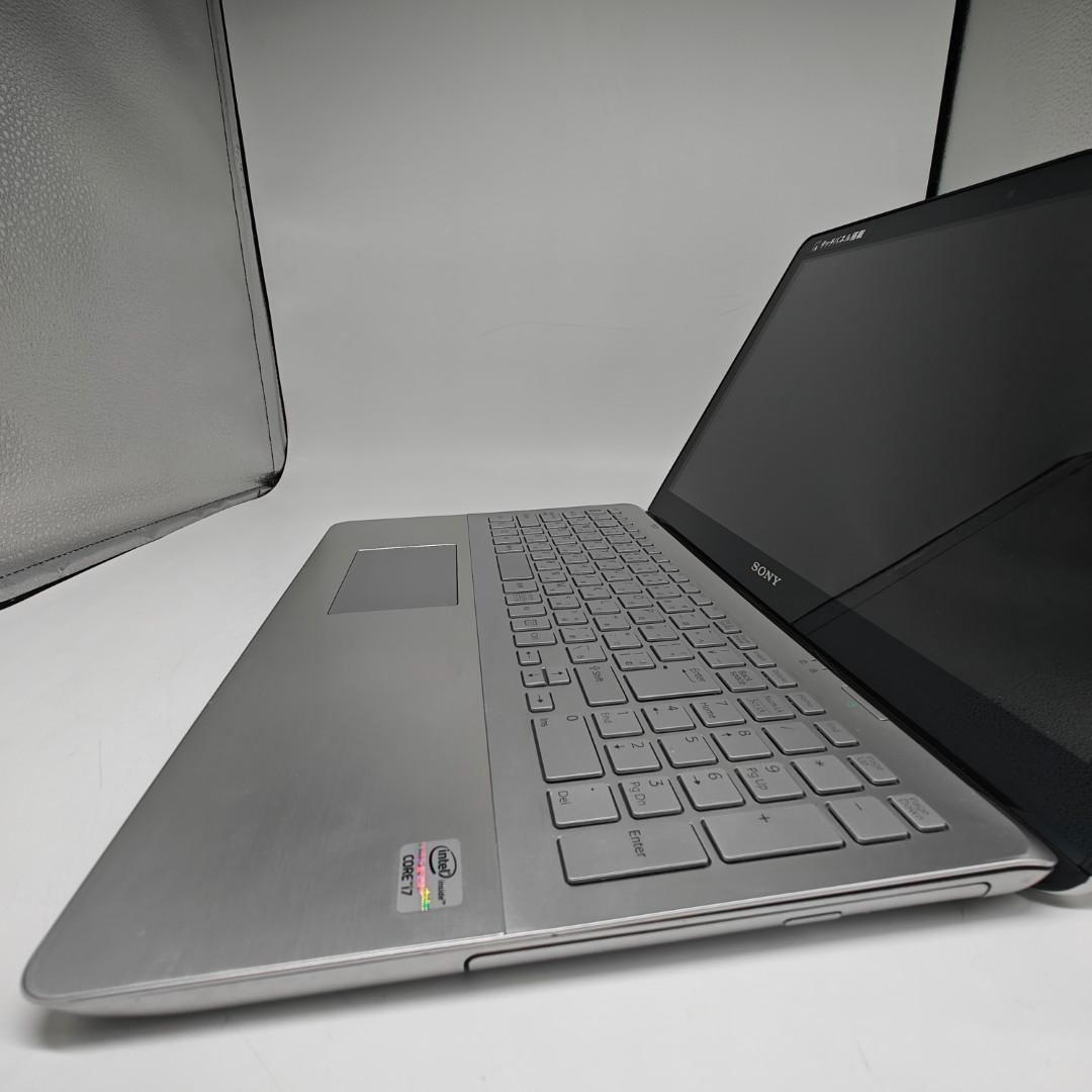 【VAIO】SVF 高速i7 SSD256GB 12GB シルバー ノートPC