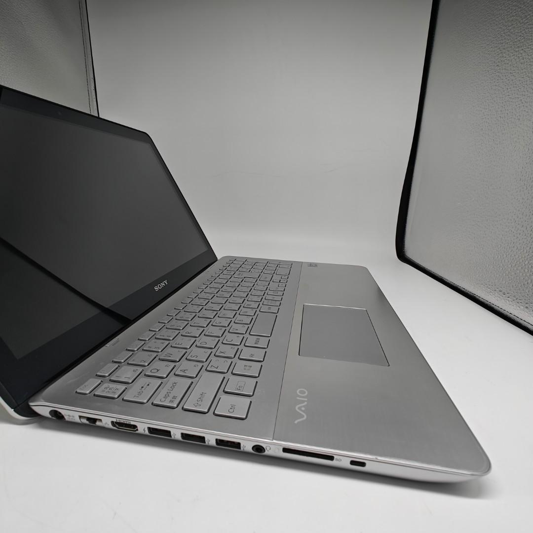 【VAIO】SVF 高速i7 SSD256GB 12GB シルバー ノートPC