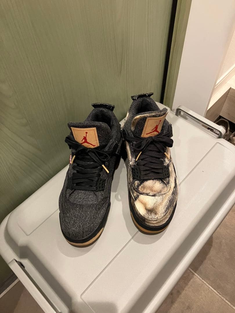 【迅】Air Jordan Levi's コラボスニーカー
