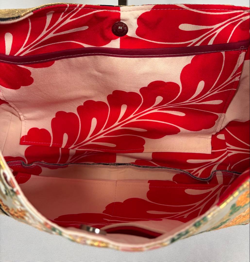 帯バッグリメイク　773番アシンメトリーBIGリバーシブル(肩あて飾り付き)