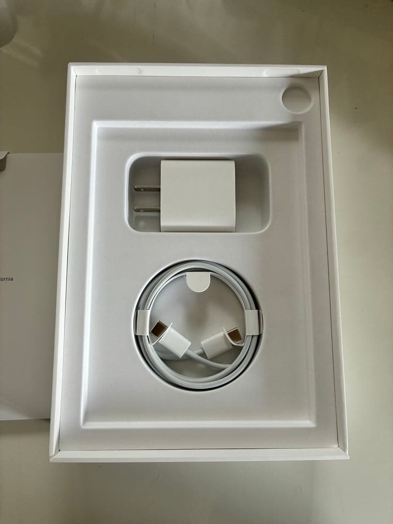 iPad mini (第6世代) スターライト64GB