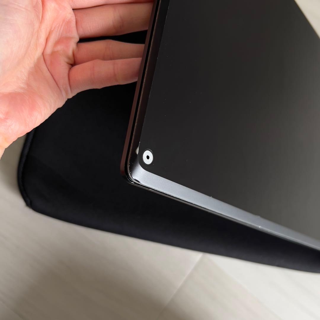 【Amazon PCケース付】Surface Laptop 2 ブラック