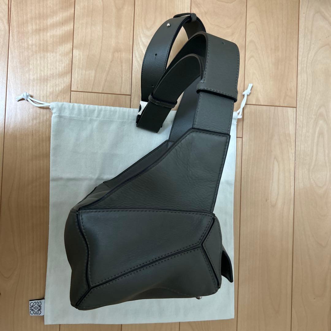 LOEWE パズル バムバッグ スモール　ダークグレー