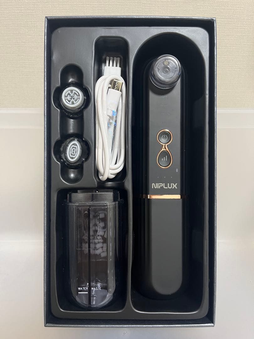 へむへむ様　NIPLUX Multi Skin Cleaner 美顔器
