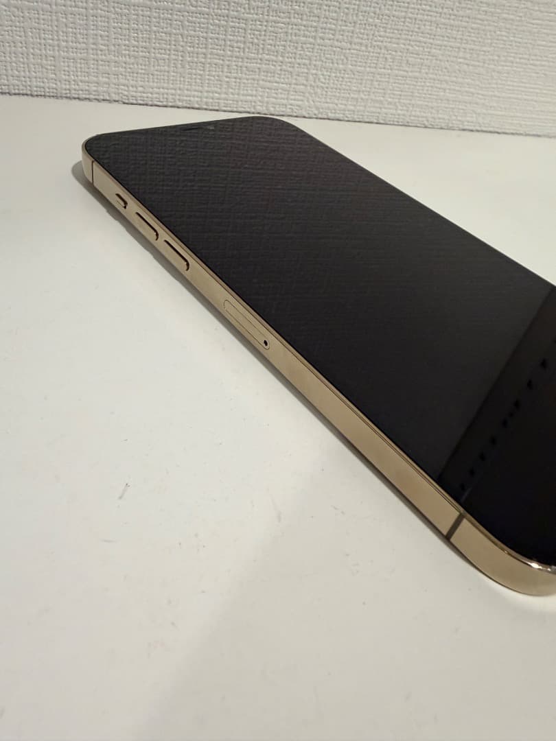 【美品】iPhone12promax 256GB ゴールド