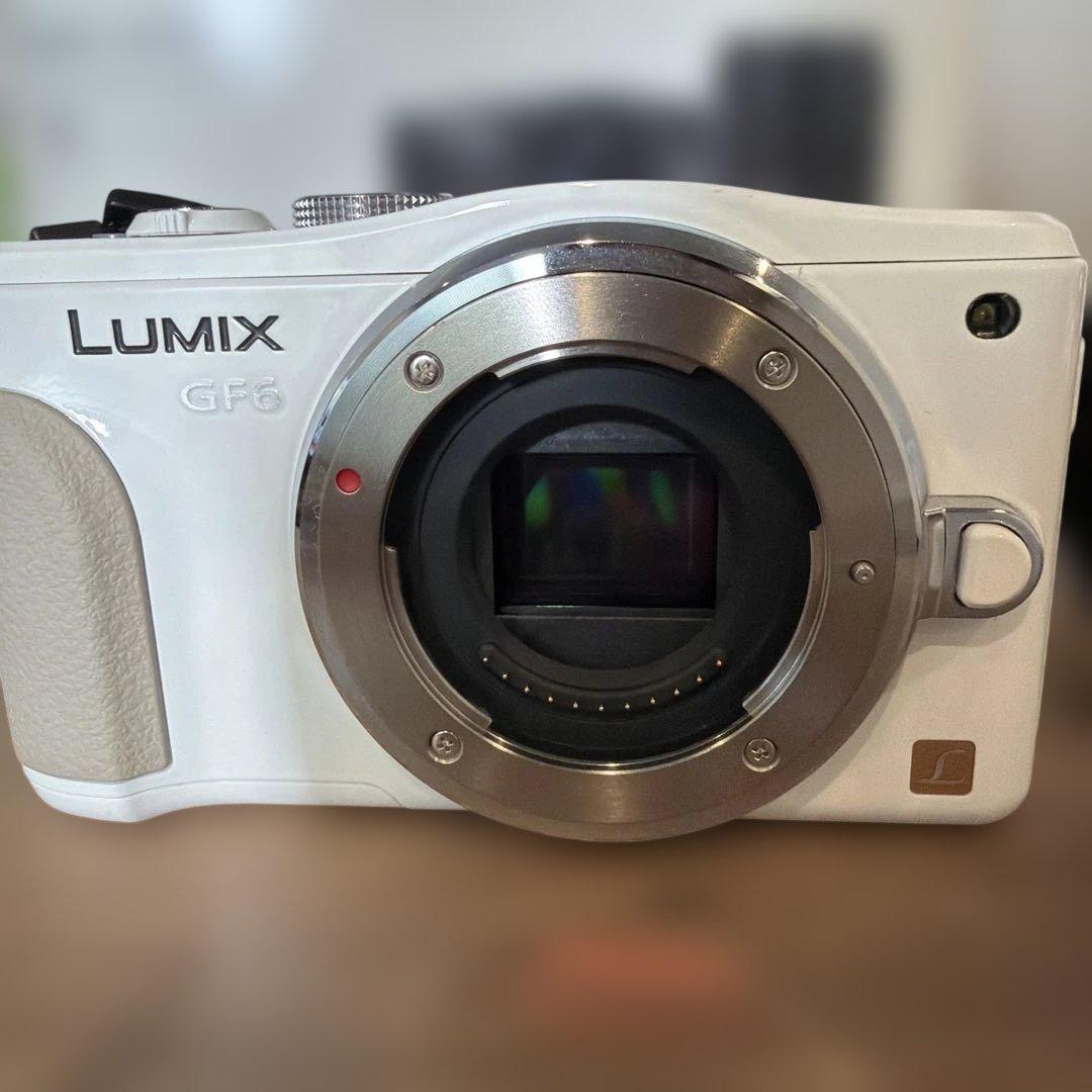 デジタルカメラ Panasonic DMC-GF6W