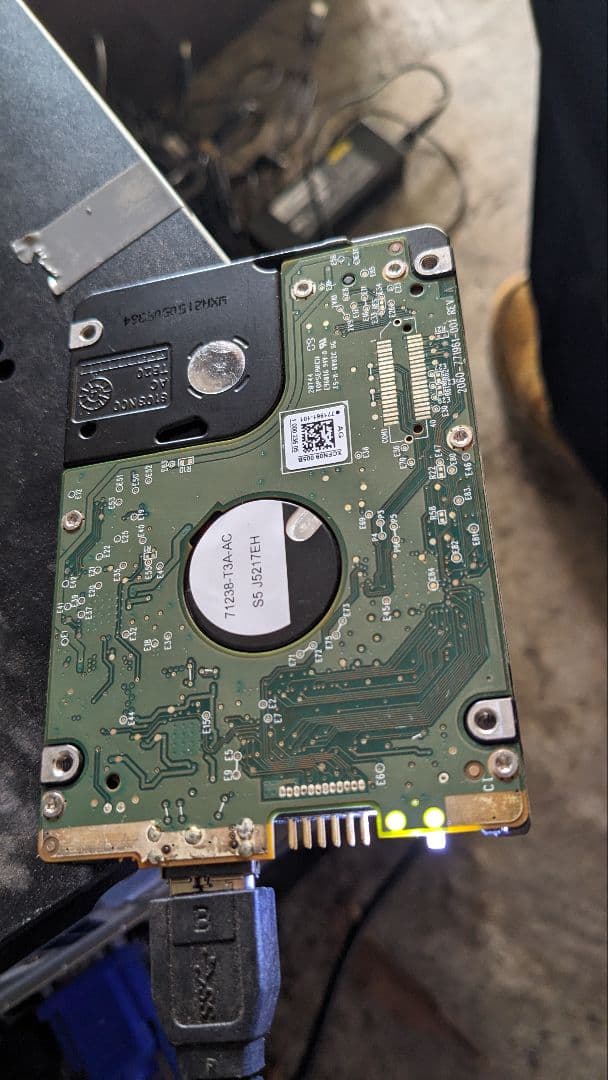 内蔵型ハードディスクドライブ WD Gereen HDD2.5 2TB