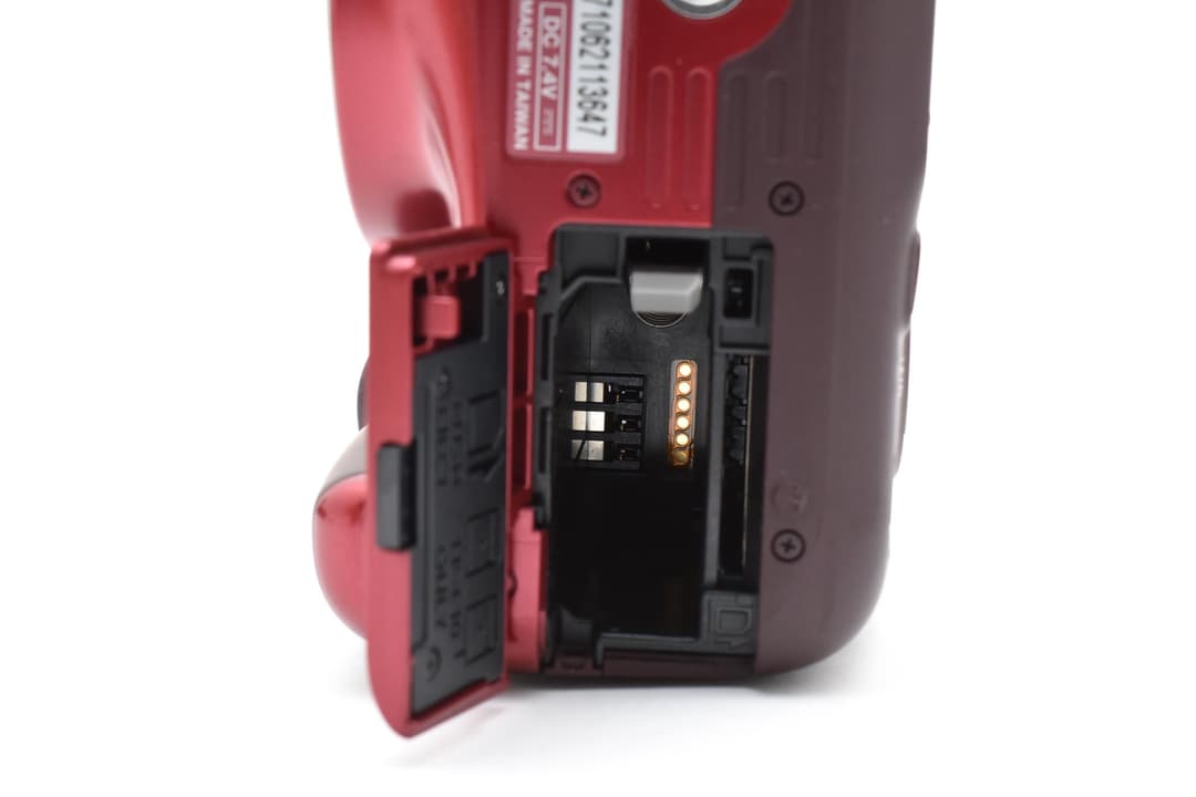 キヤノン EOS Kiss X50 EF-S18-55mm #C731