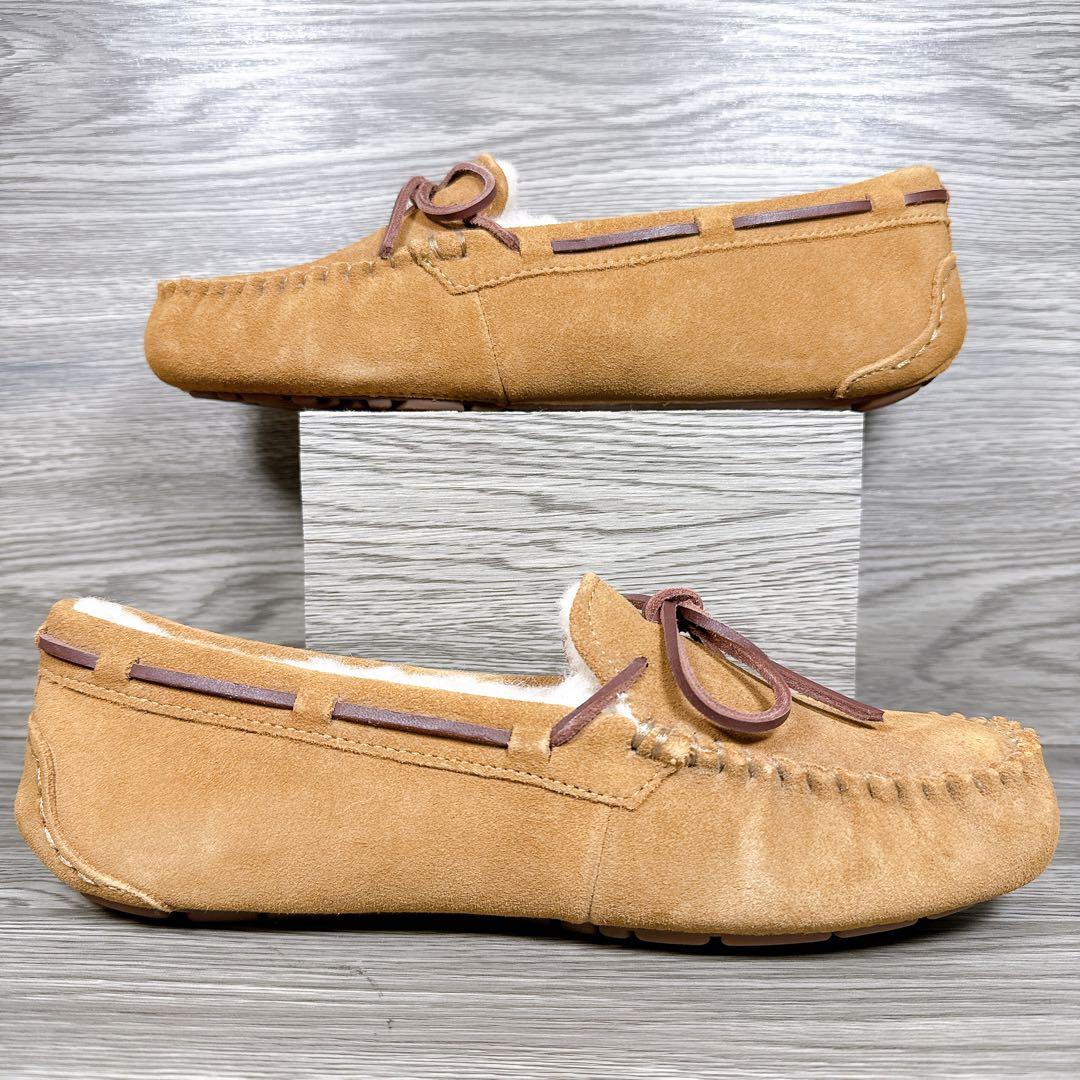 未使用級✨　アグ　ダコタ　モカシン　デッキシューズ　ムートンブーツ　箱付き