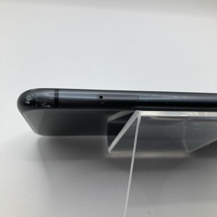 iPhone 11 64GB ブラック MWLT2J/A