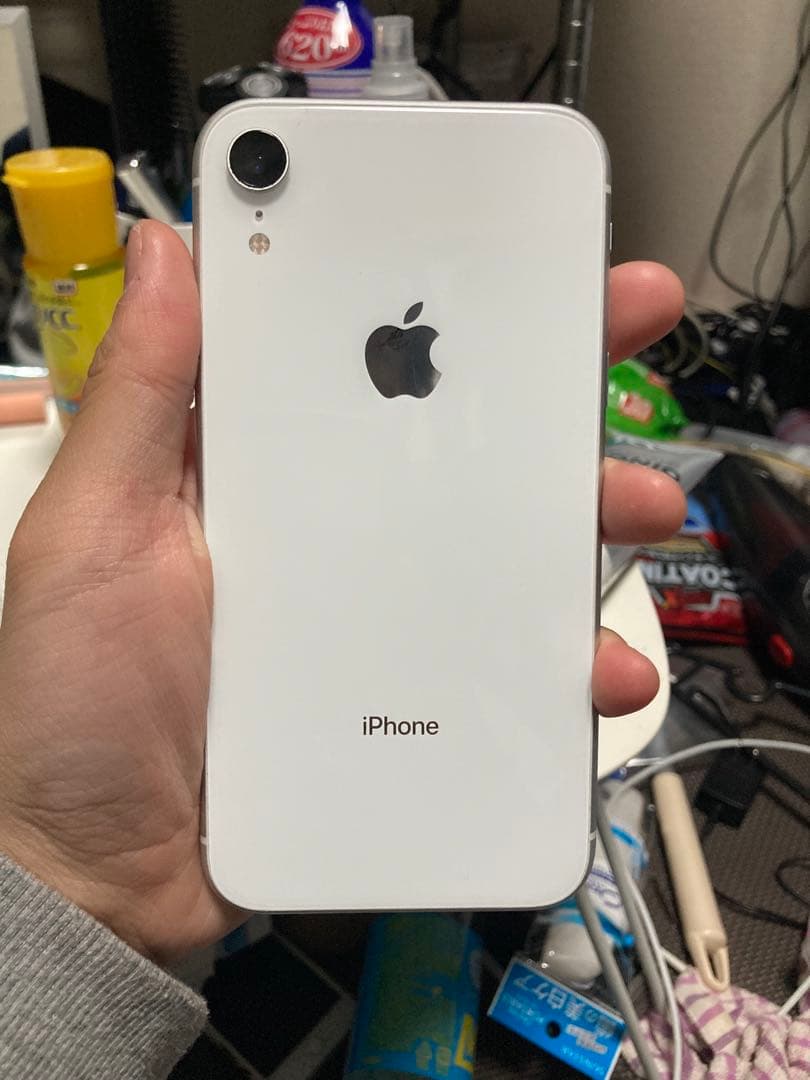 iPhone XR 128GB ホワイト
