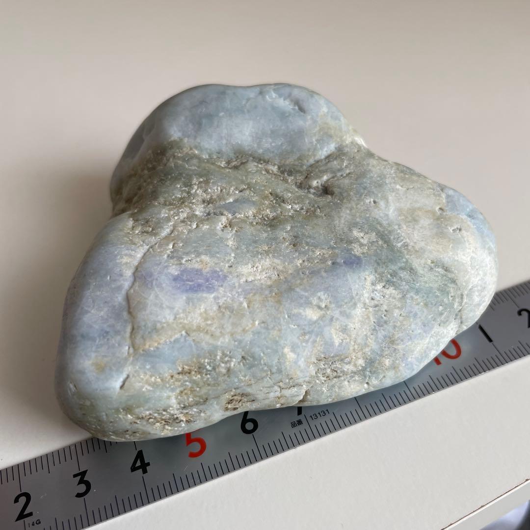 【国産鉱物】糸魚川ヒスイ　海石　ラベンダー入り