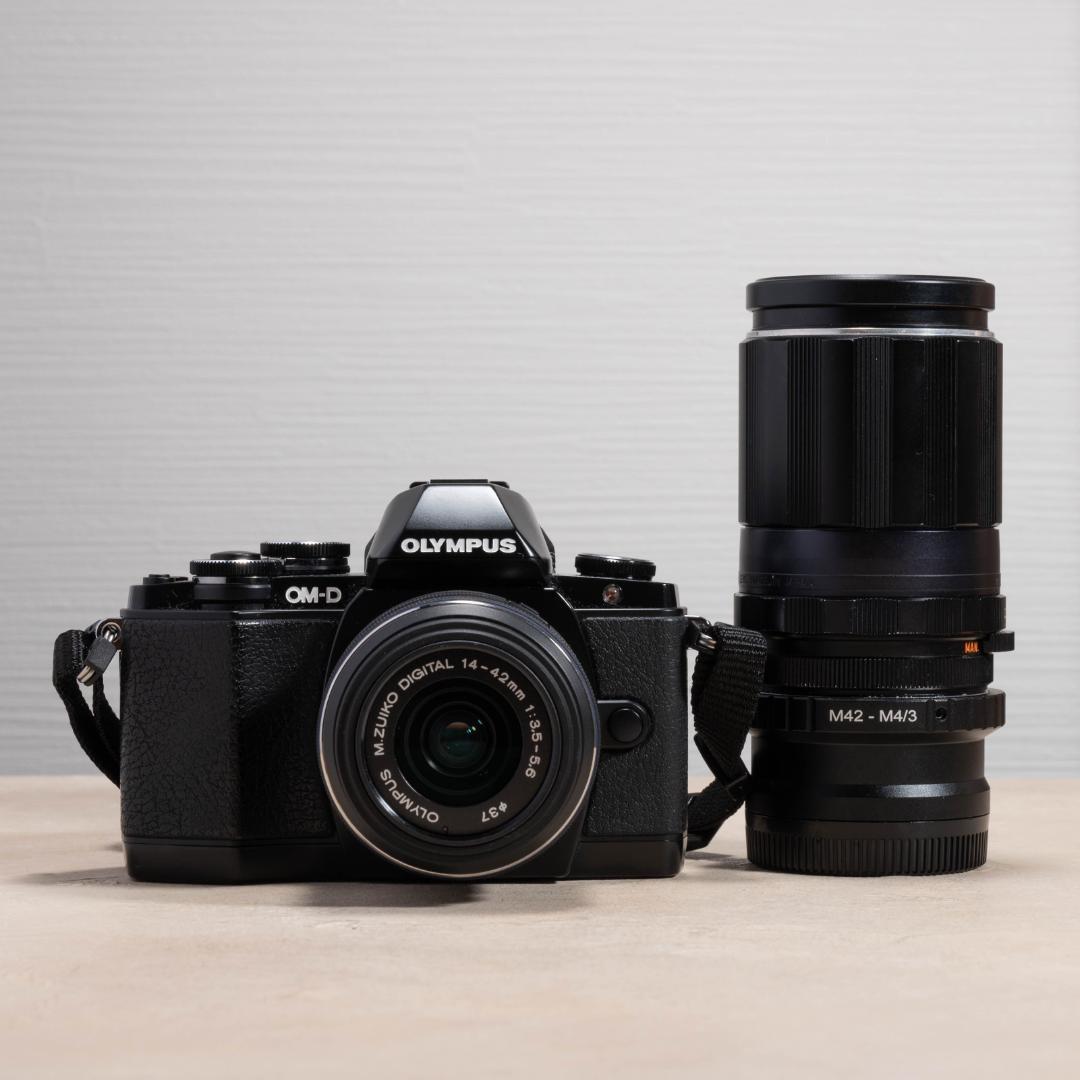 OLYMPUS OM-D E-M10 ダブルレンズキット スマホ転送OK