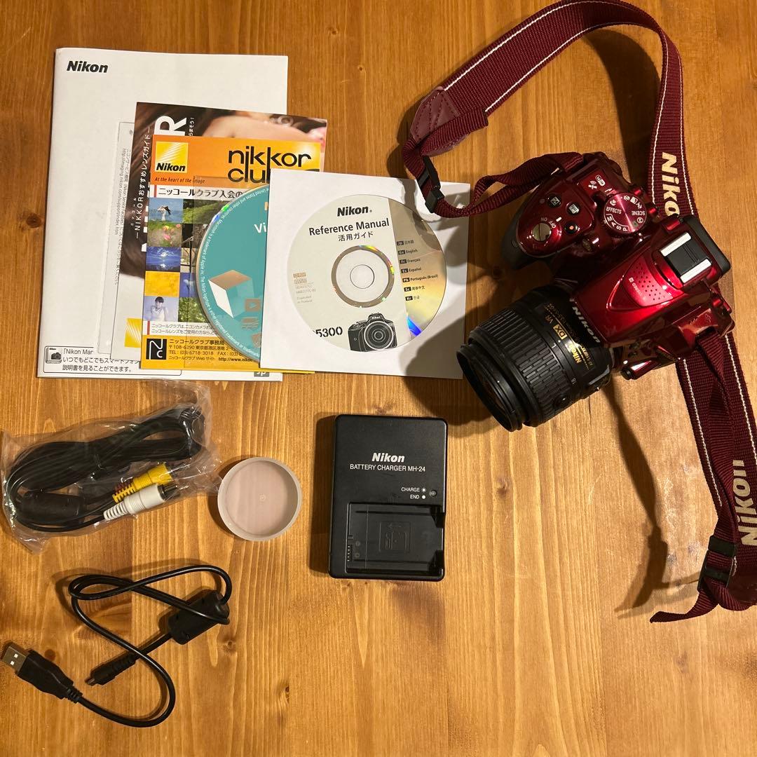 Nikon D5300 レッド 18-55mm