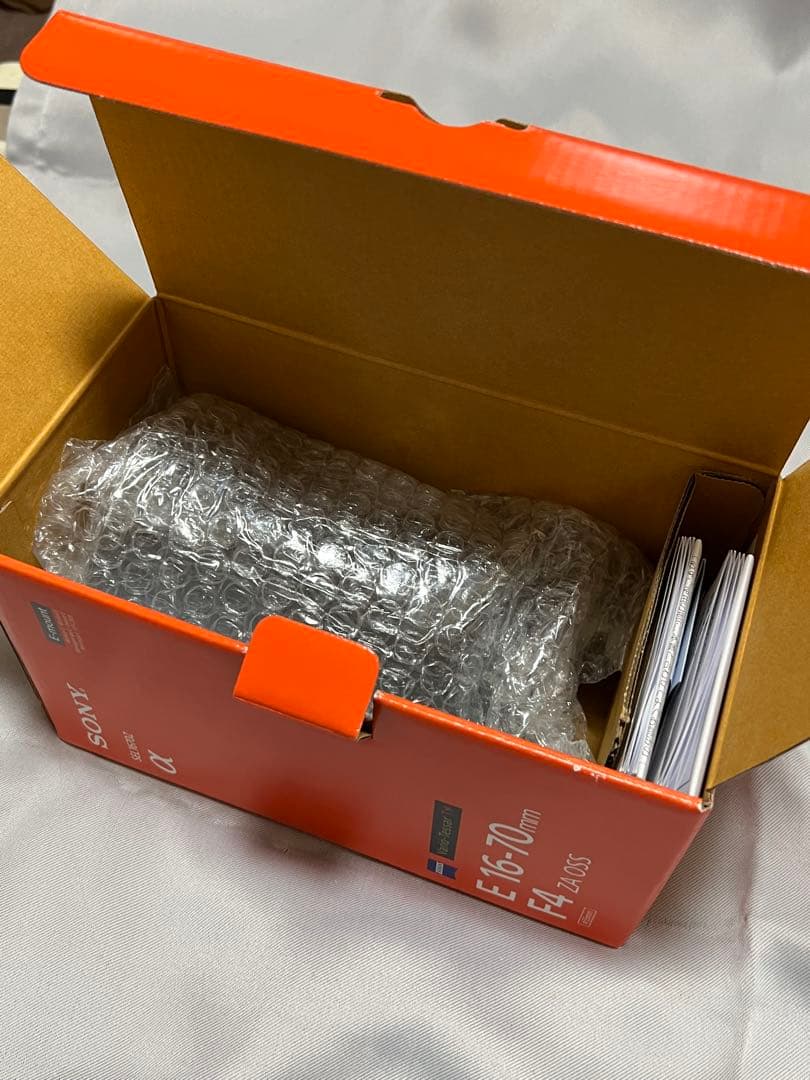 アキ 美品 SONY SEL1670Z