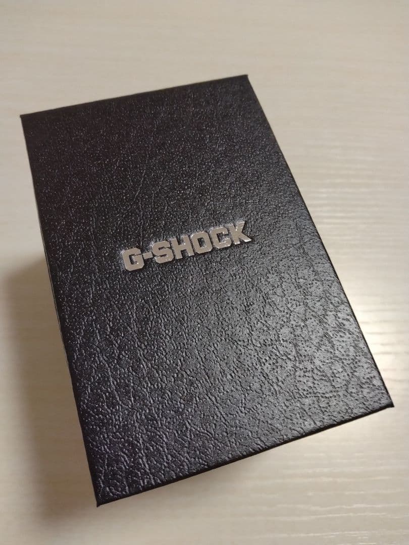 （40）【最終価格、美品】G-SHOCK　シルバー　GM-2100 カシオーク