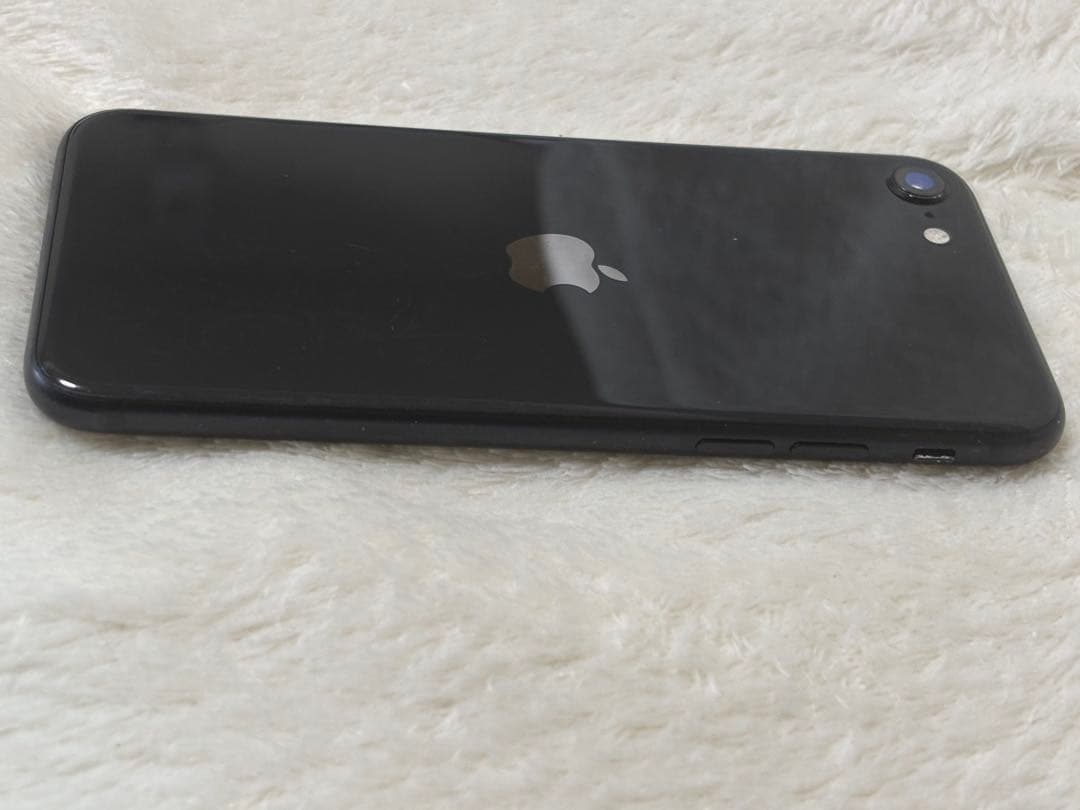 iPhone SE (第2世代) 64GB SIMフリー ブラック