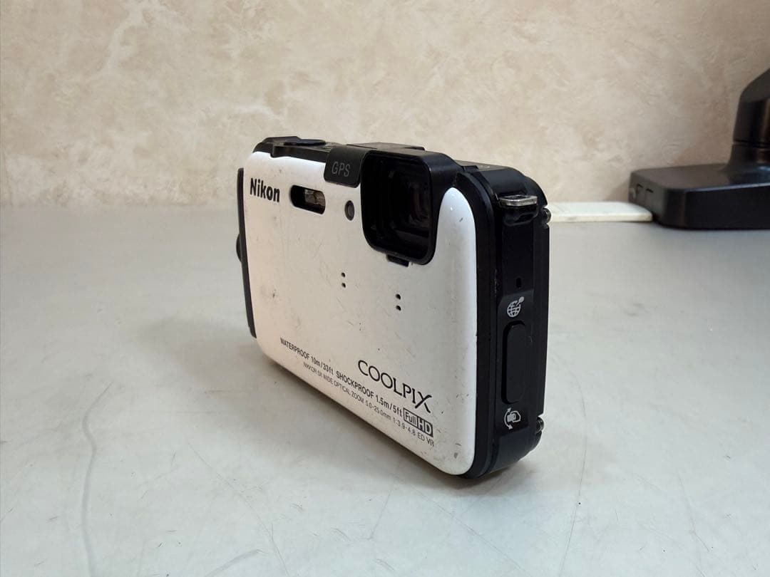 NIKON COOLPIX AW100 デジタルカメラ