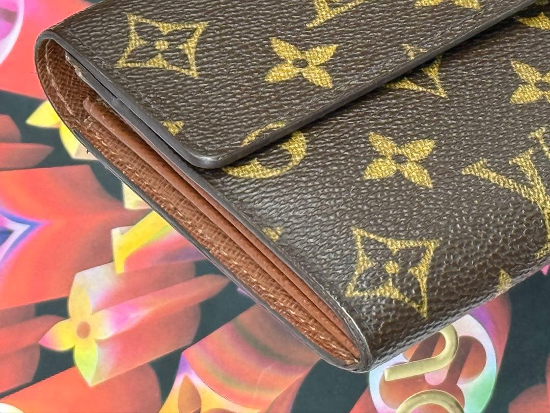 LOUIS VUITTONルイヴィトン　6枚カード入れ付き二つ折り長財布