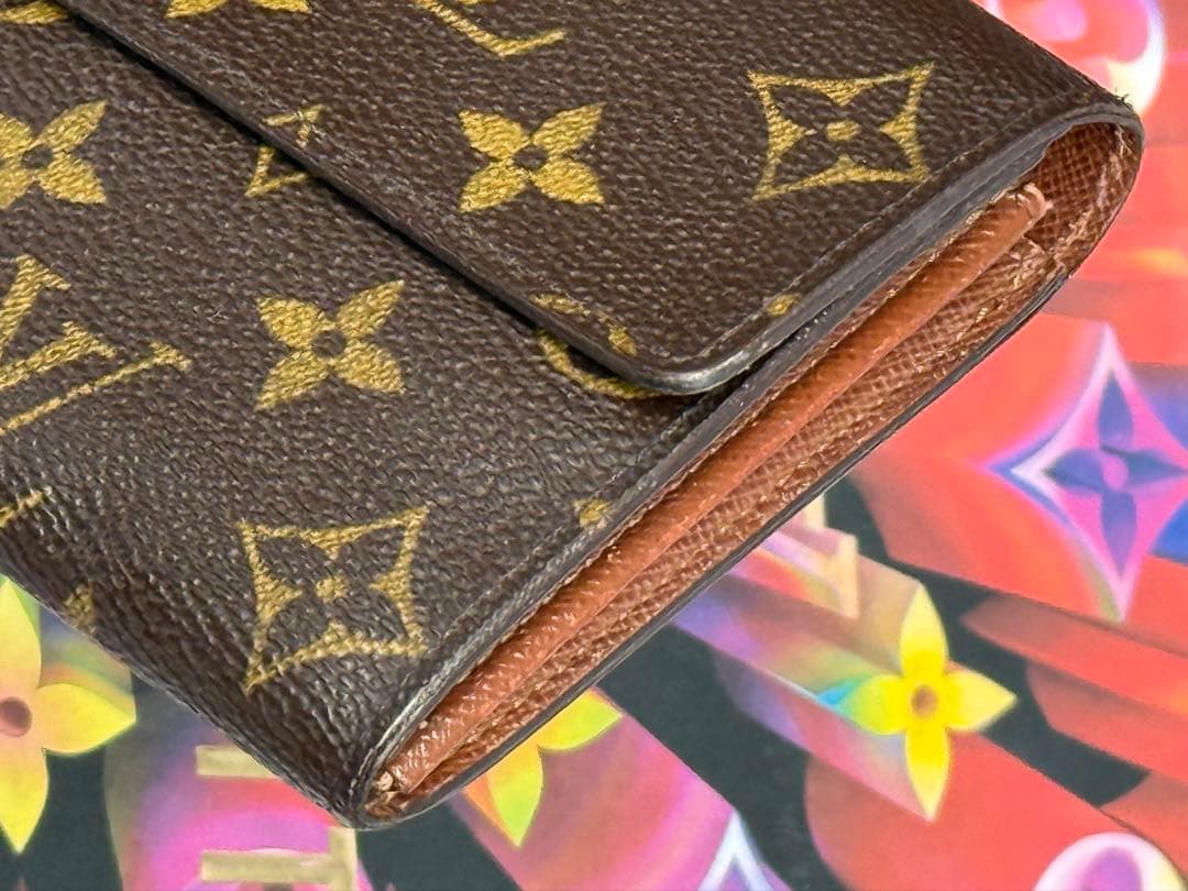 LOUIS VUITTONルイヴィトン　6枚カード入れ付き二つ折り長財布