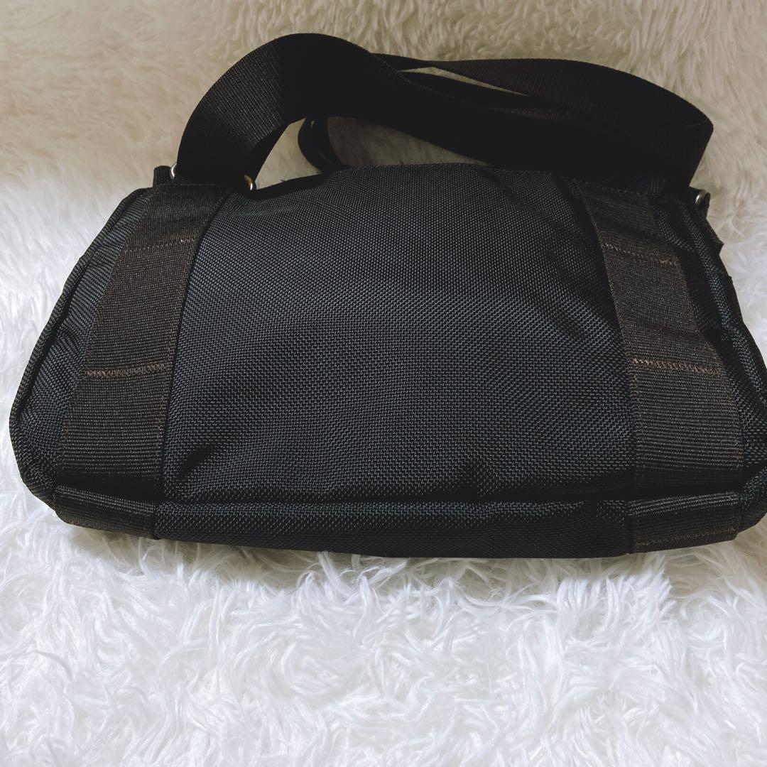 美品⭐️トゥミ　メッセンジャーバッグ　クロスボディーバッグ　ミニ　ブラック　黒