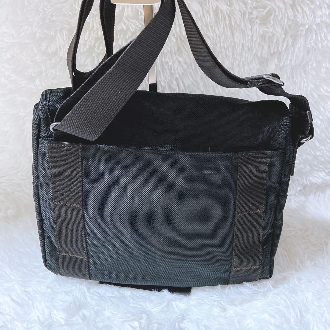 美品⭐️トゥミ　メッセンジャーバッグ　クロスボディーバッグ　ミニ　ブラック　黒