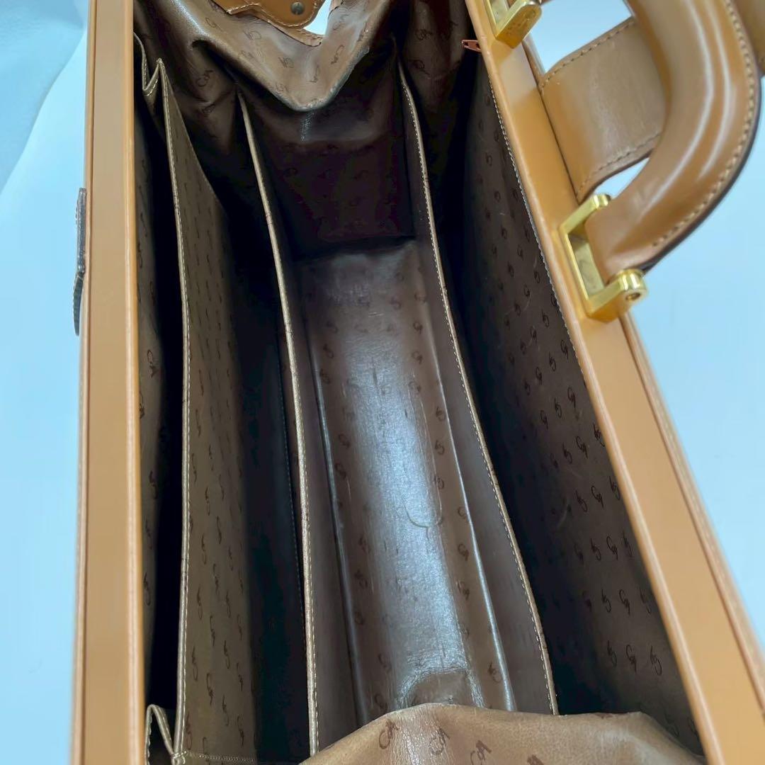 極美品　カランダッシュ　レザーブリーフケース　ダレスバッグ　本革　キャメル